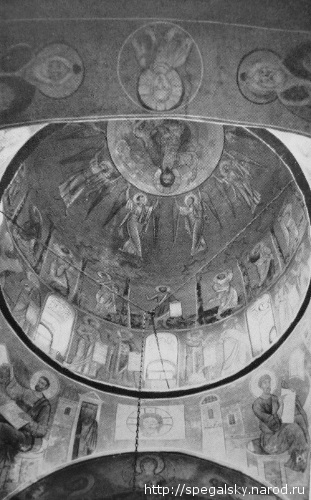 Собор Мирожского монастыря. Роспись купола, барабана и парусов.