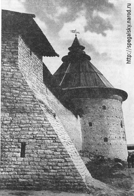Покровская башня Окольного города.